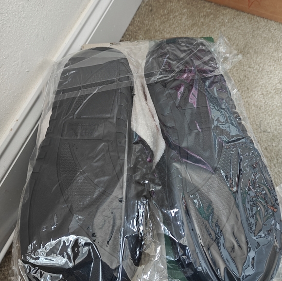 Men's Cotton Memory Foam Slippers - Picture 2 of 2